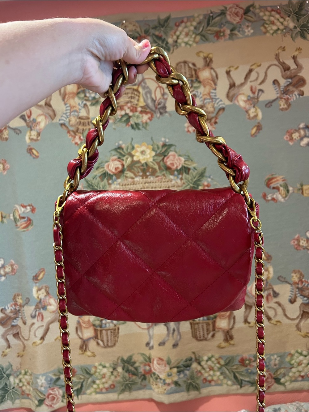 Quilted Red Leather Shoulder Bag with Gold Chain